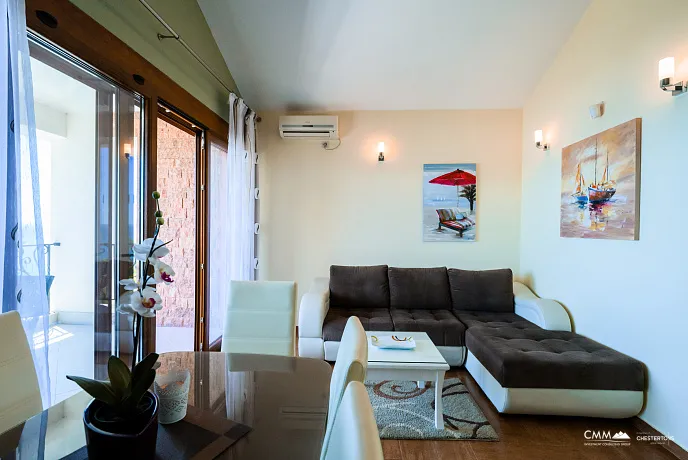 Wunderschönes Haus mit Meerblick und Pool zu verkaufen